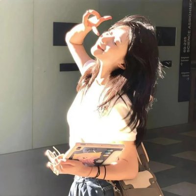 巴黎必娶女王 海报